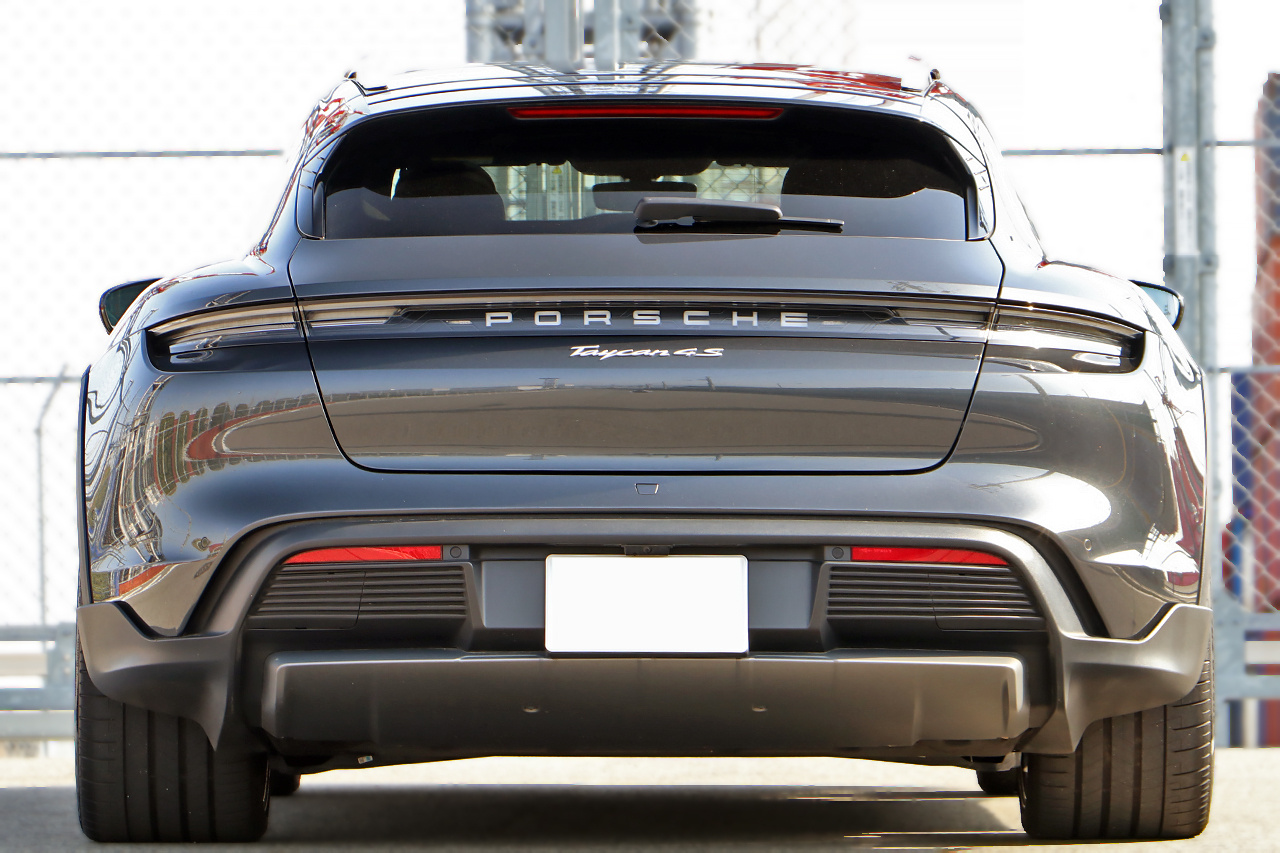 2023 Porsche Taycan null