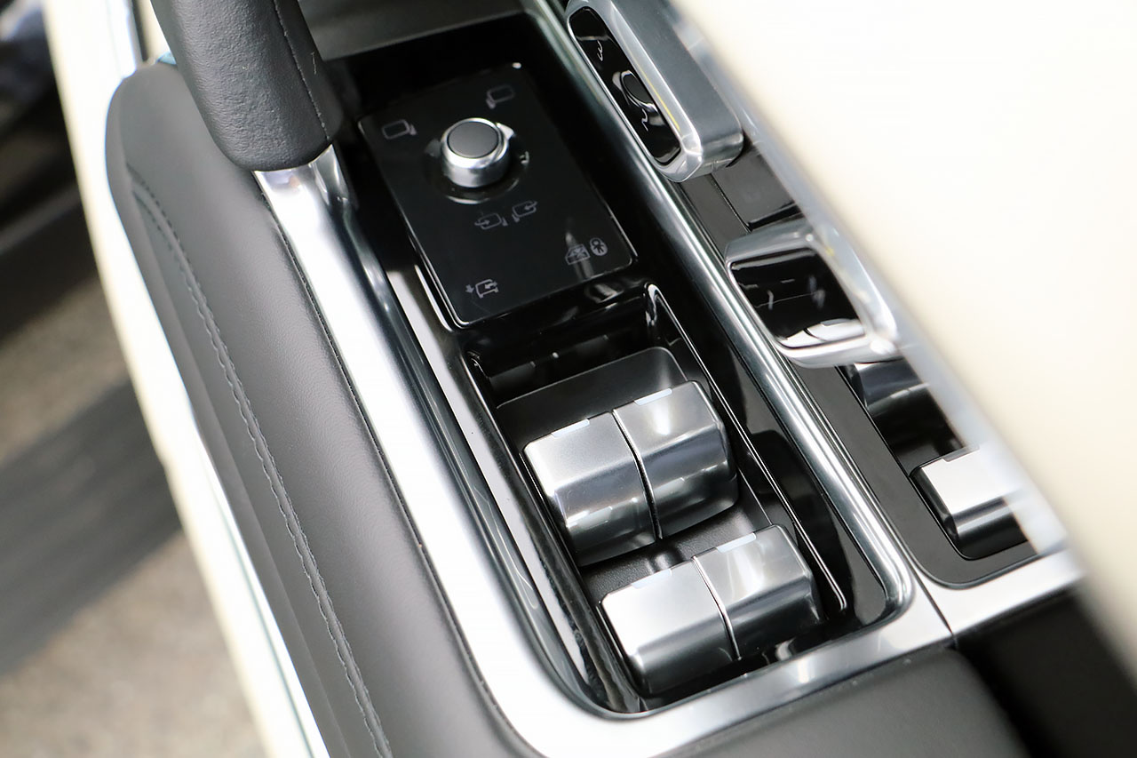 2024 Land Rover RANGE ROVER 