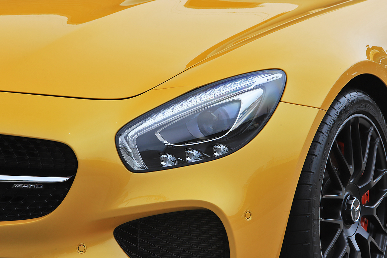 2015 Mercedes-AMG GT 