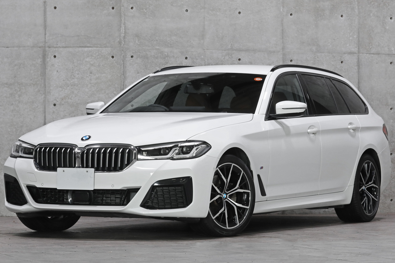 2021 BMW 5 SERIES null