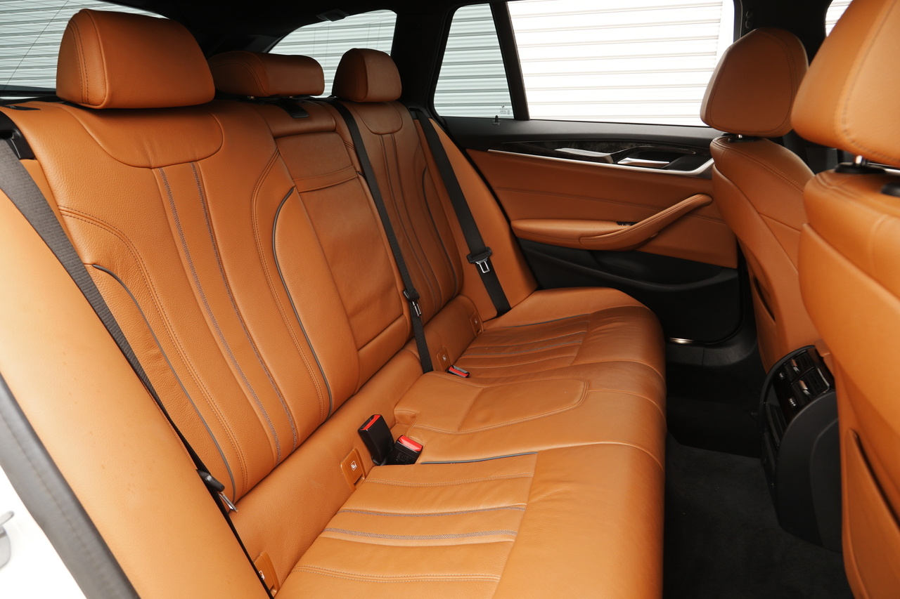 2021 BMW 5 SERIES null