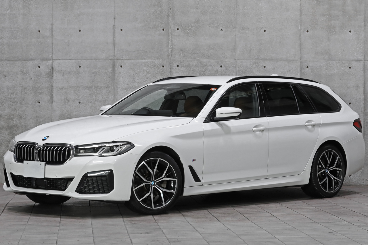2021 BMW 5 SERIES null