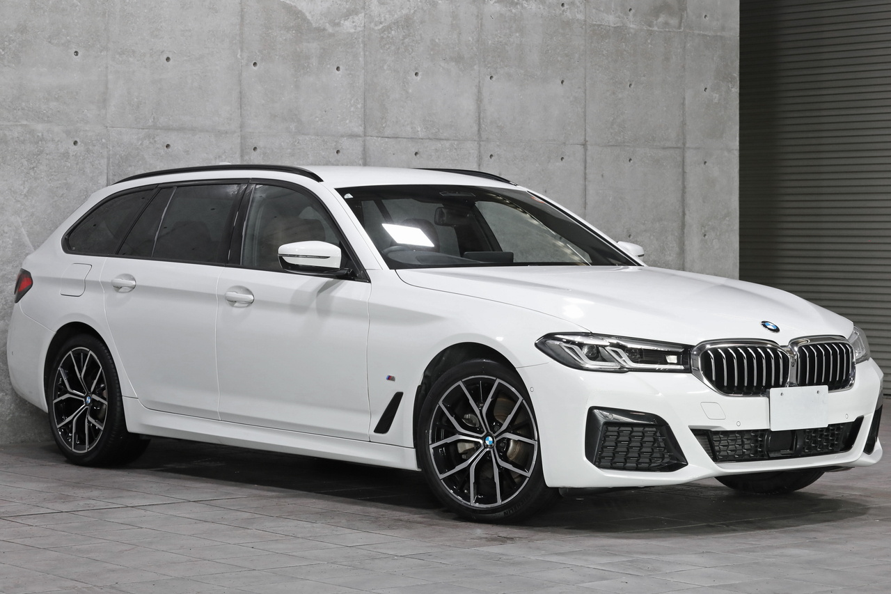 2021 BMW 5 SERIES null