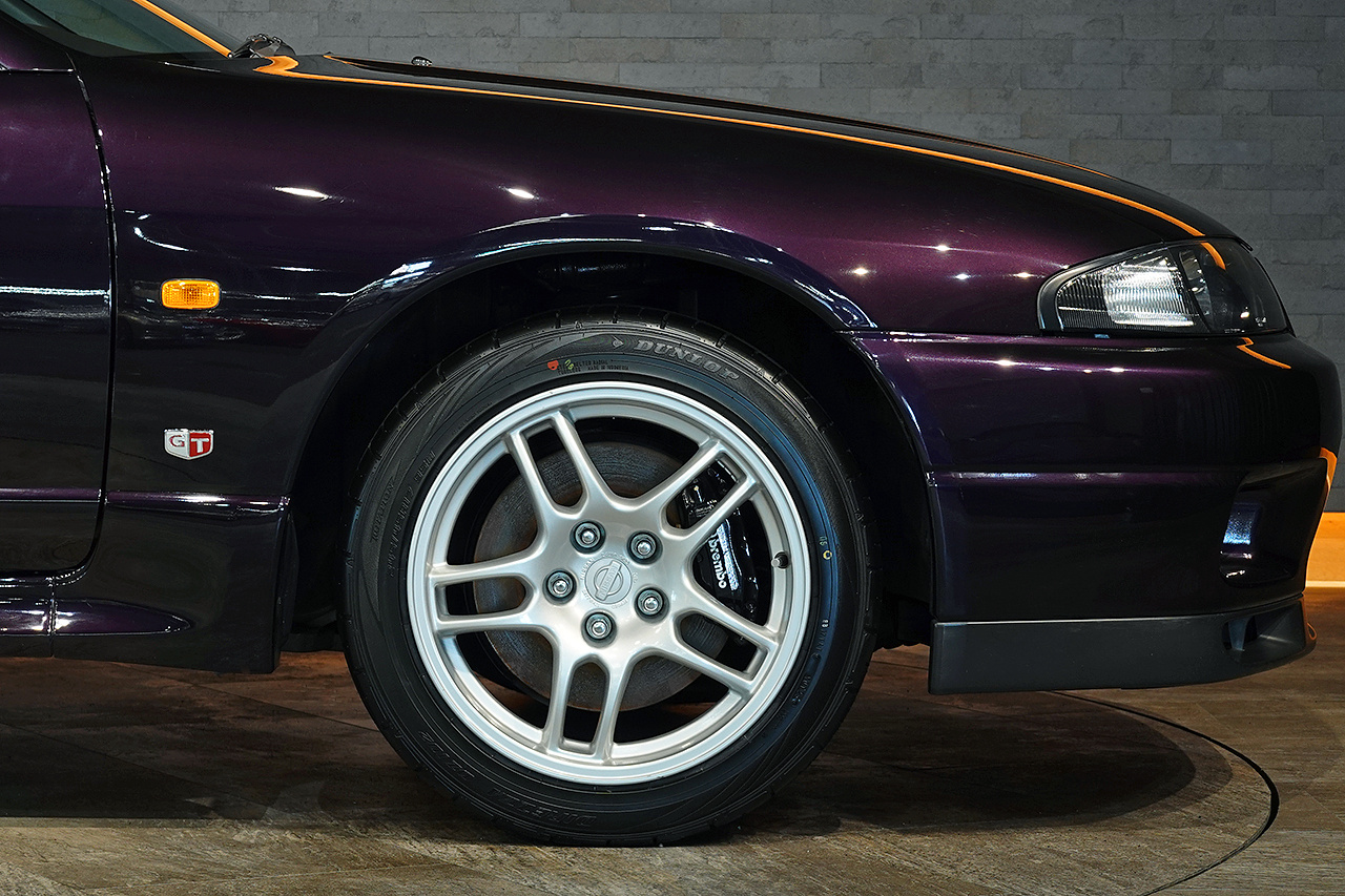 1995 Nissan SKYLINE GT-R BCNR33 R33 Skyline GT-R V-SPEC,  Factory Midnight Purple -LP2-,  Series 3 Headlights, HKS EVC