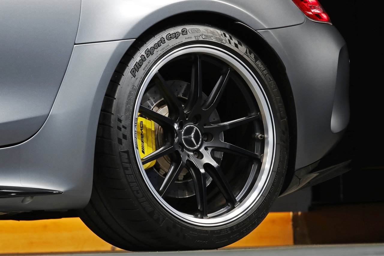 2020 Mercedes-AMG GT null