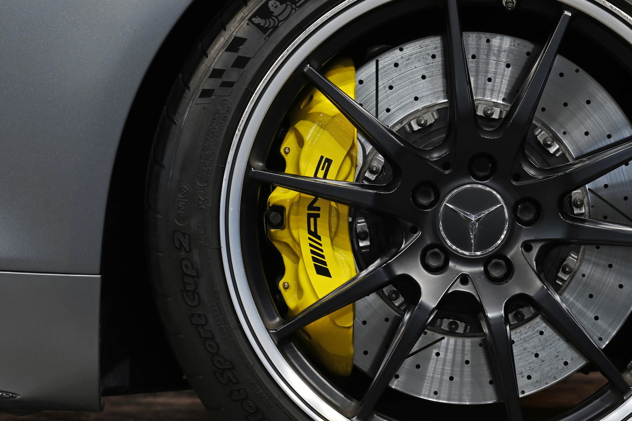 2020 Mercedes-AMG GT null