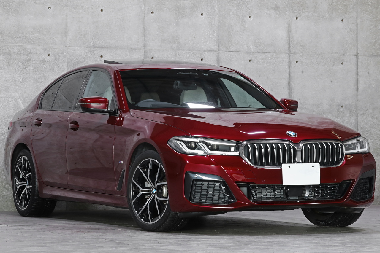2022 BMW 5 SERIES null