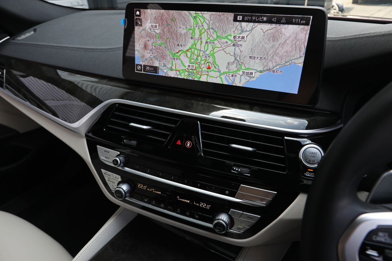2022 BMW 5 SERIES null