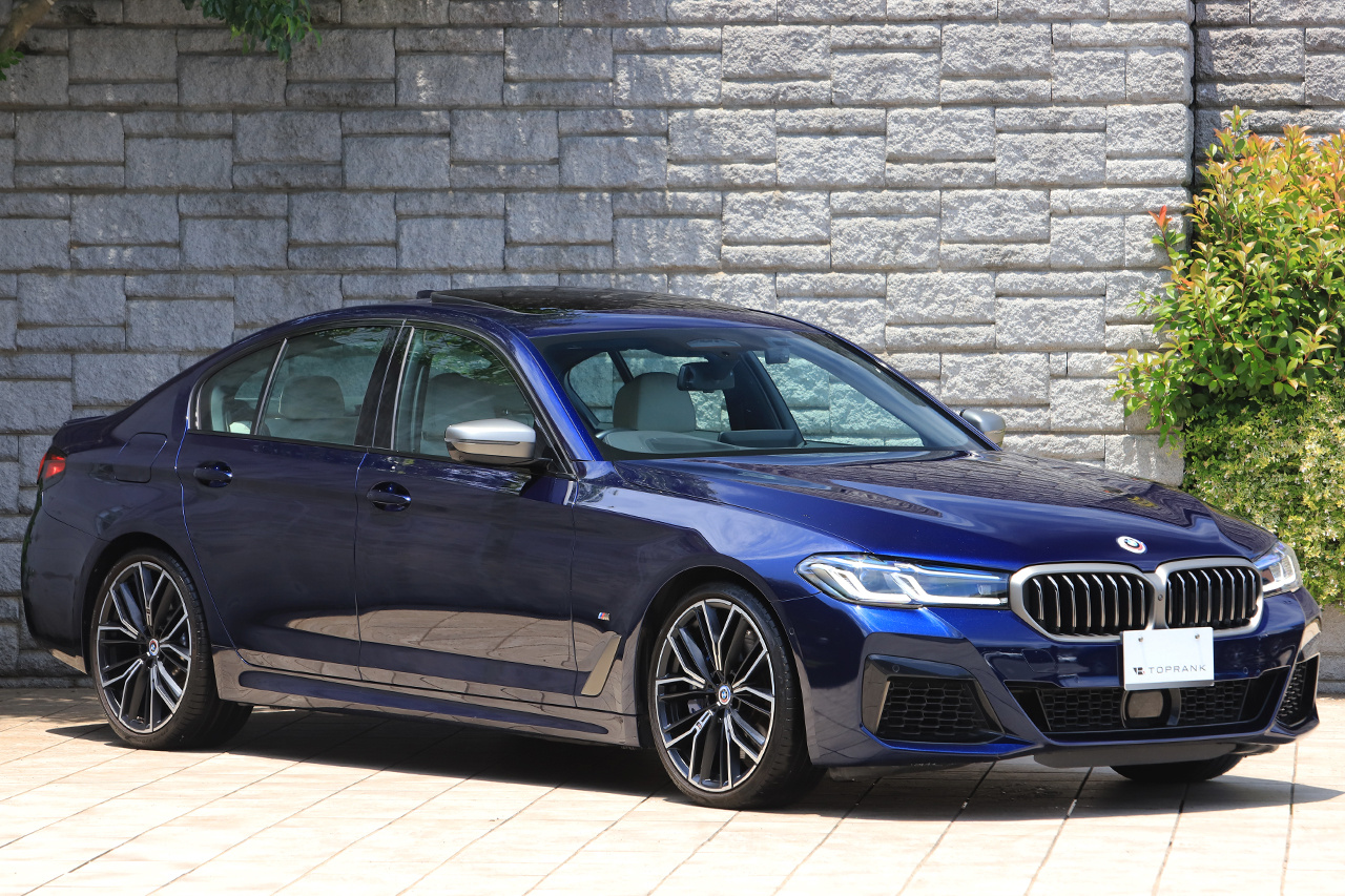 2022 BMW 5 SERIES 