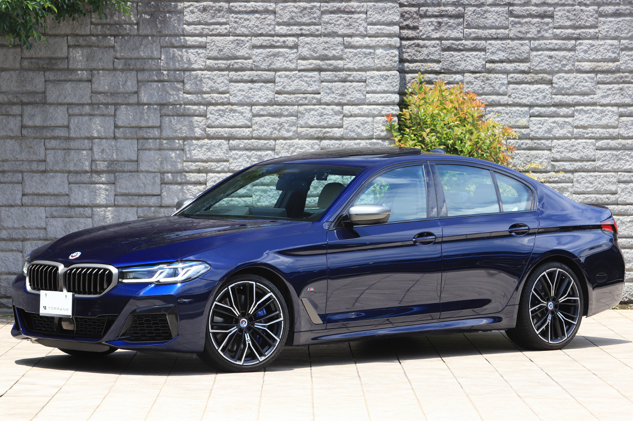 2022 BMW 5 SERIES 