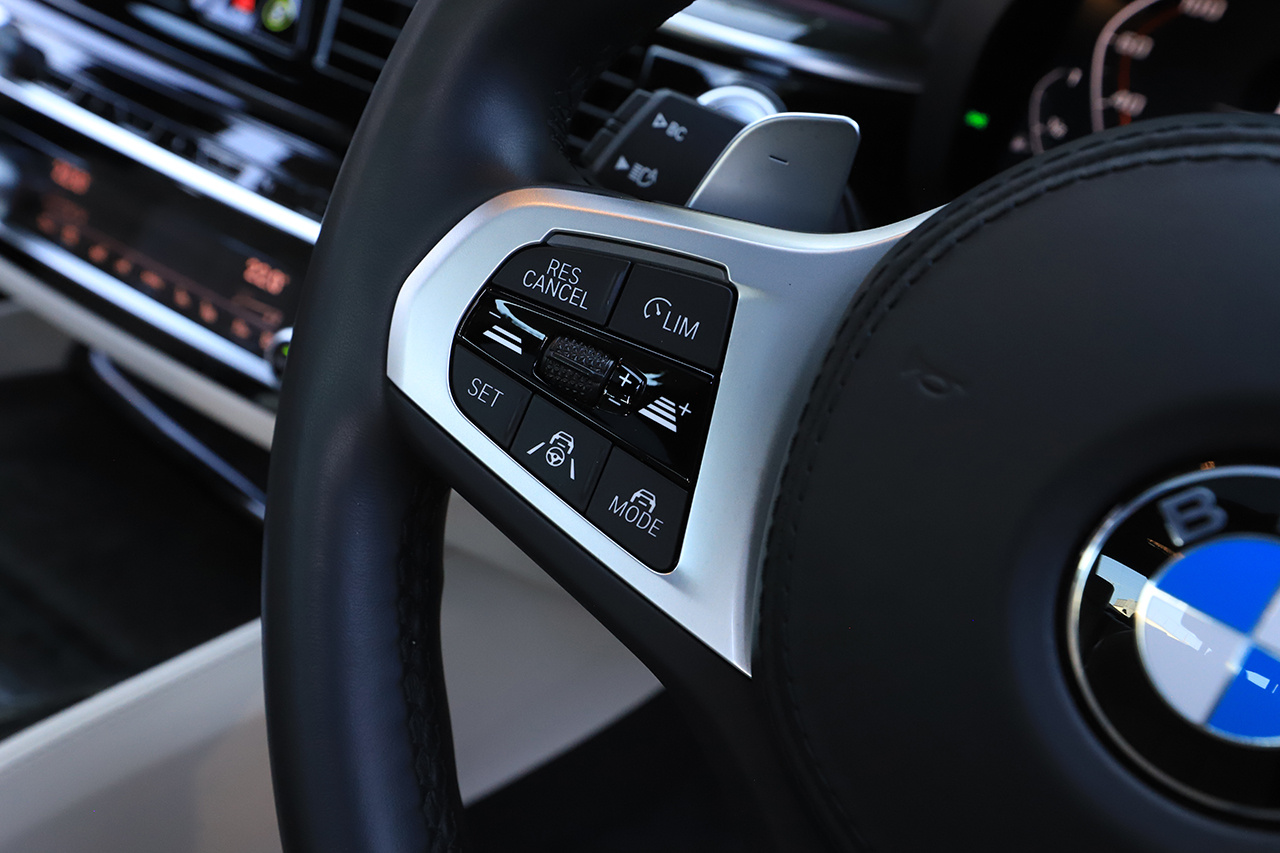 2022 BMW 5 SERIES 