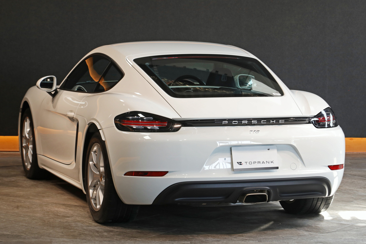 2017 Porsche 718 CAYMAN null