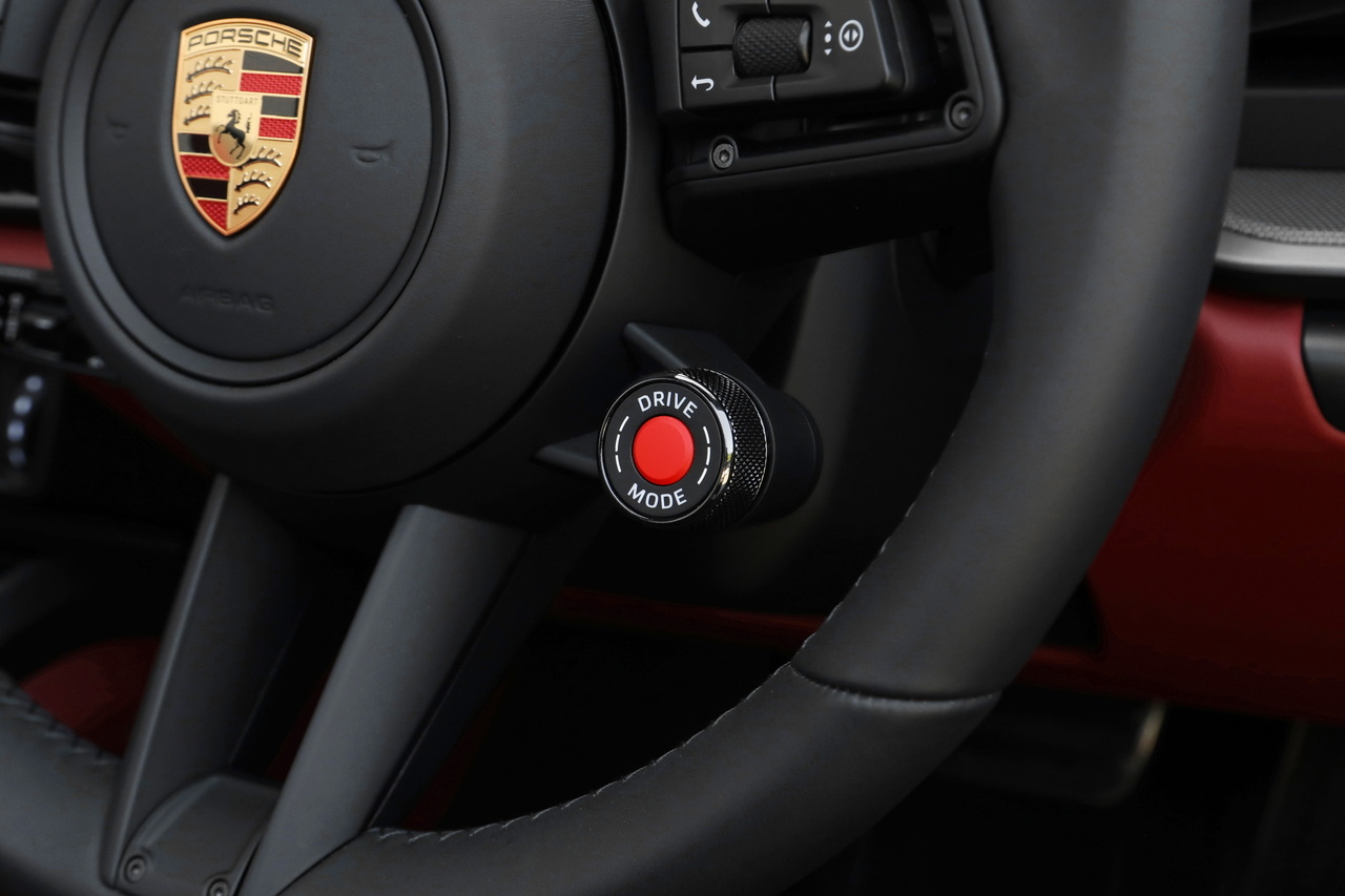 2025 Porsche 911 null