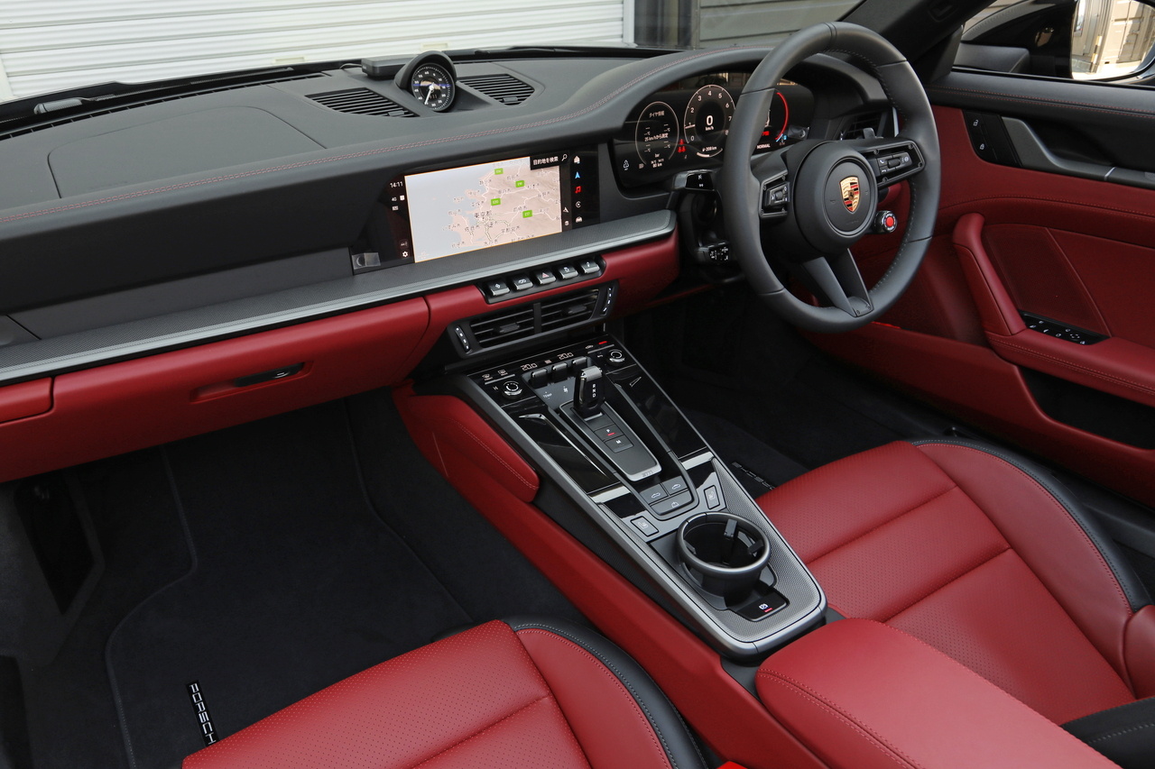 2025 Porsche 911 null