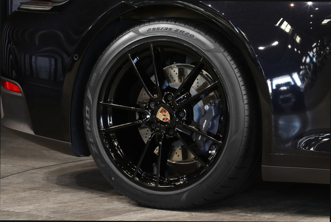 2025 Porsche 911 null