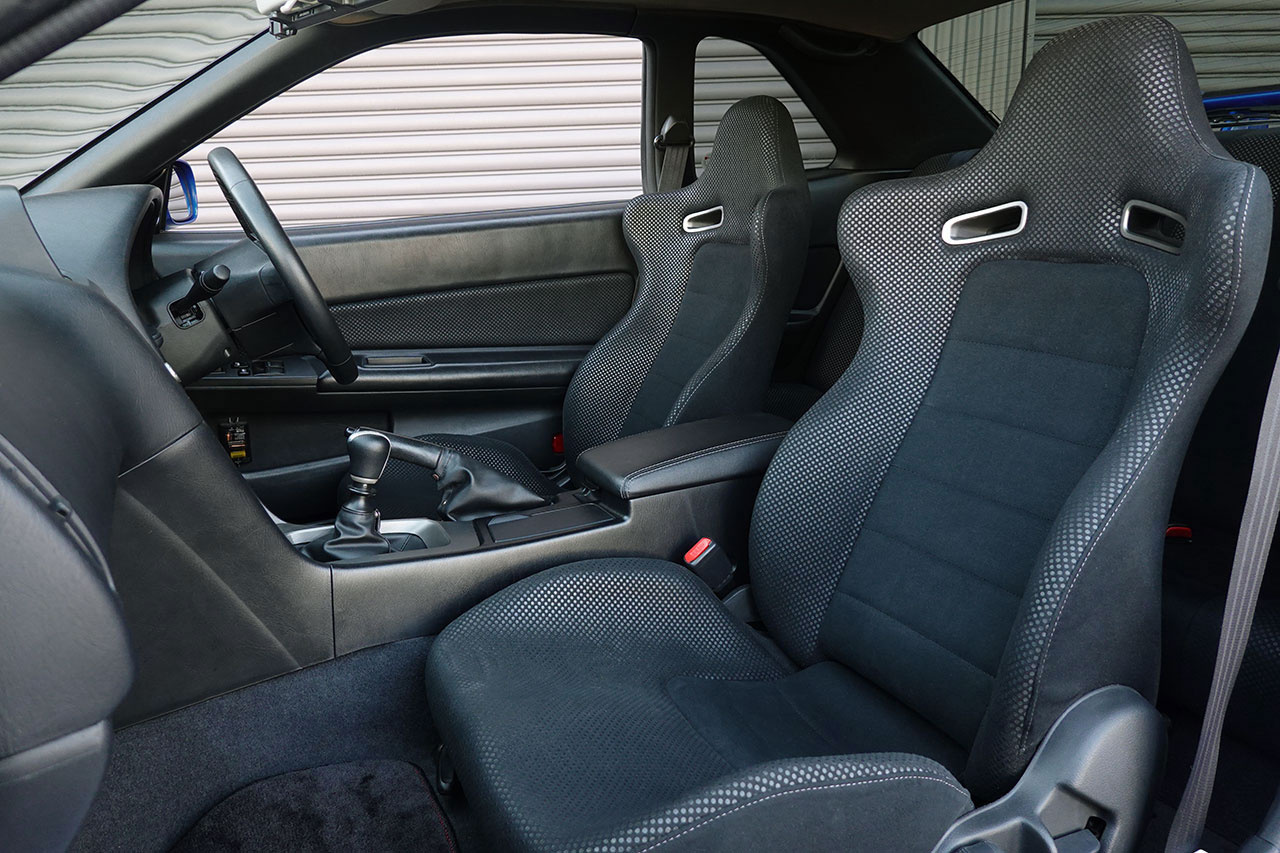 2002 Nissan SKYLINE GT-R BNR34 R34 Skyline GT-R V-SPEC II, NISMO Side Skirts/Rear Under Spoiler/LMGT4 18 inch Wheels