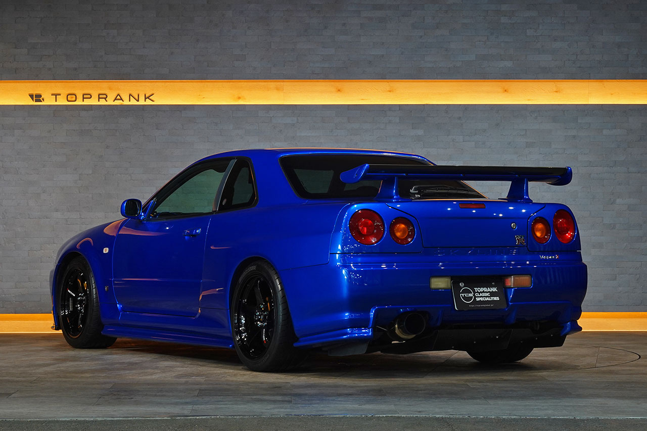 2002 Nissan SKYLINE GT-R BNR34 R34 Skyline GT-R V-SPEC II, NISMO Side Skirts/Rear Under Spoiler/LMGT4 18 inch Wheels