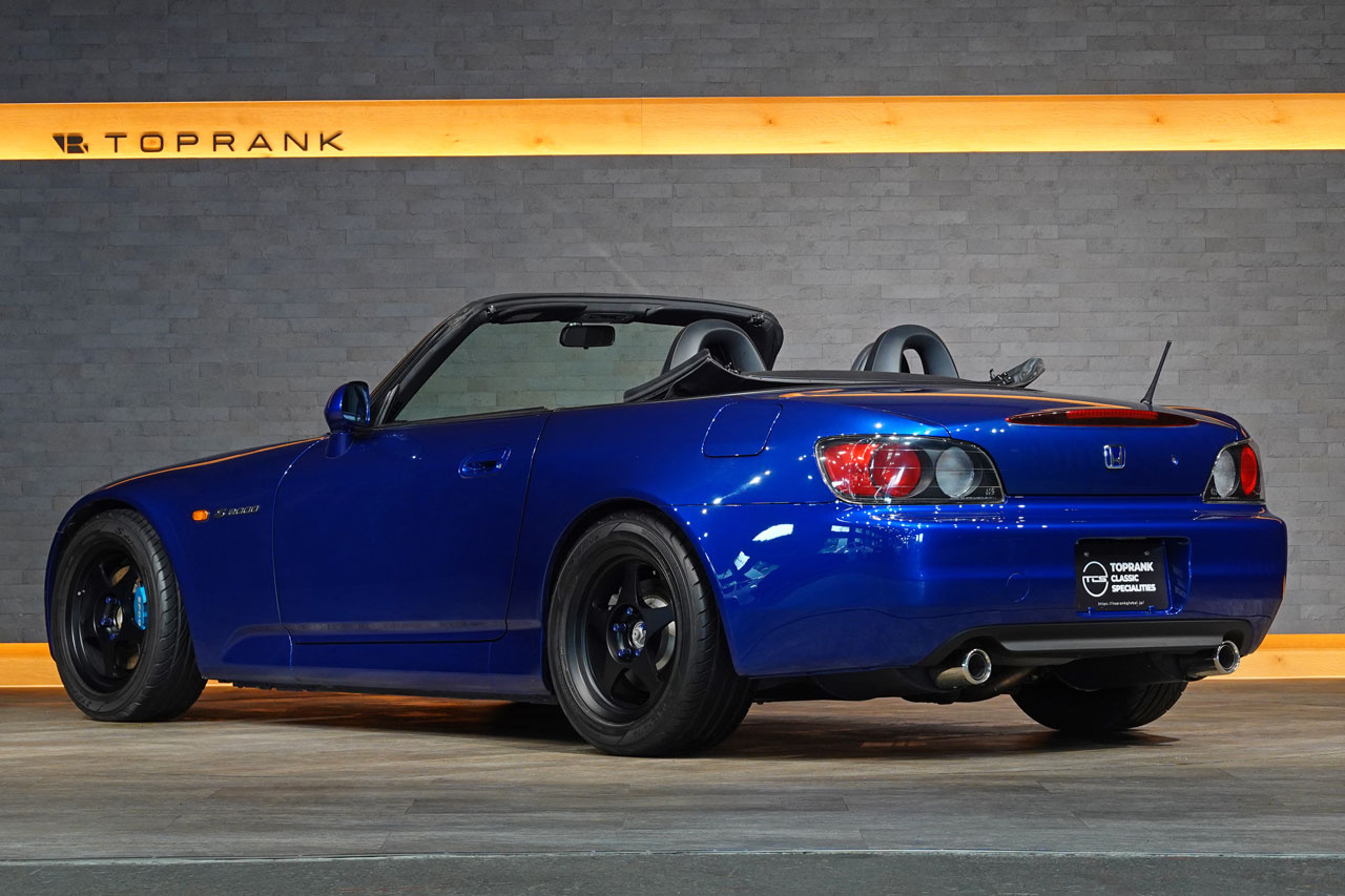 2001 Honda S2000 AP1 S2000, Spoon Monocoque Front Calipers, Spoon SHOWA Coilovers, Desmond 16 Inch Wheels