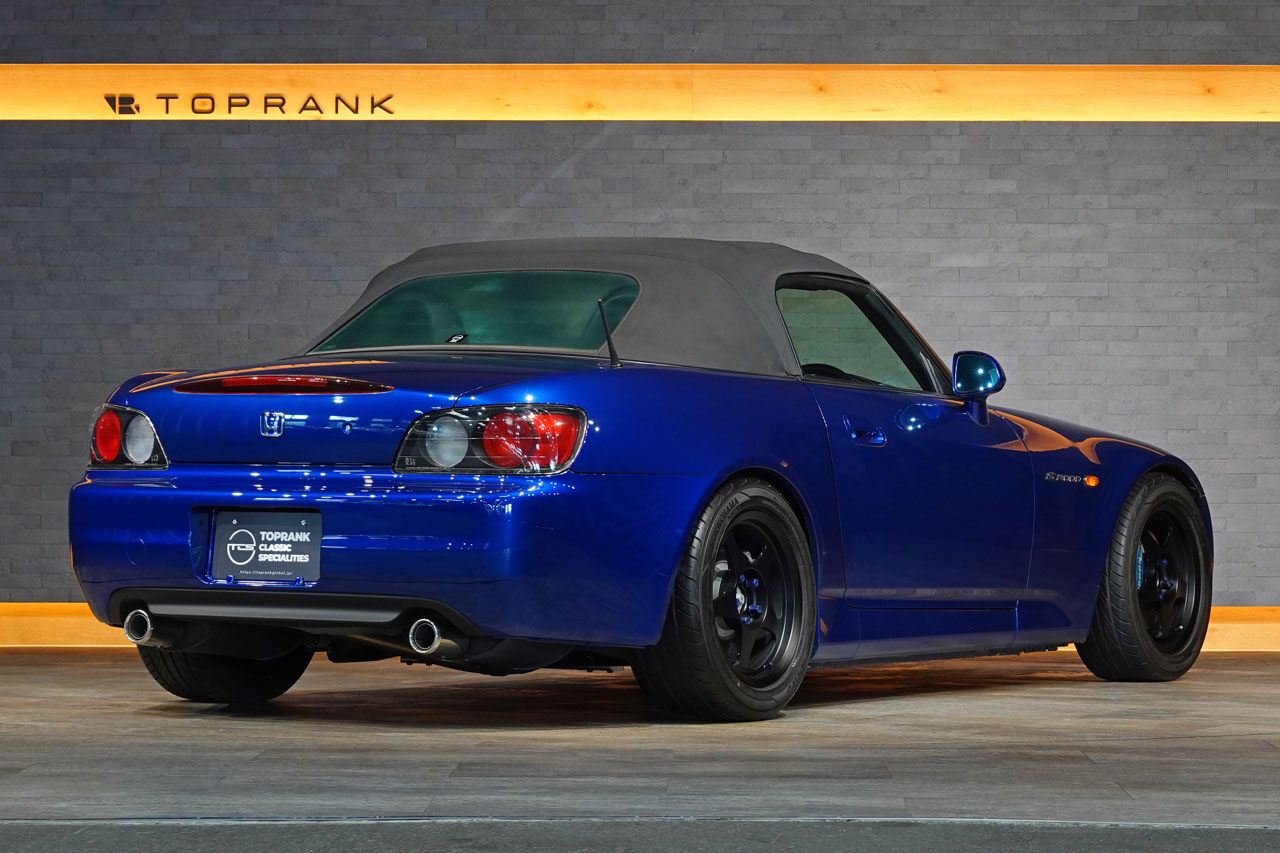 2001 Honda S2000 AP1 S2000, Spoon Monocoque Front Calipers, Spoon SHOWA Coilovers, Desmond 16 Inch Wheels