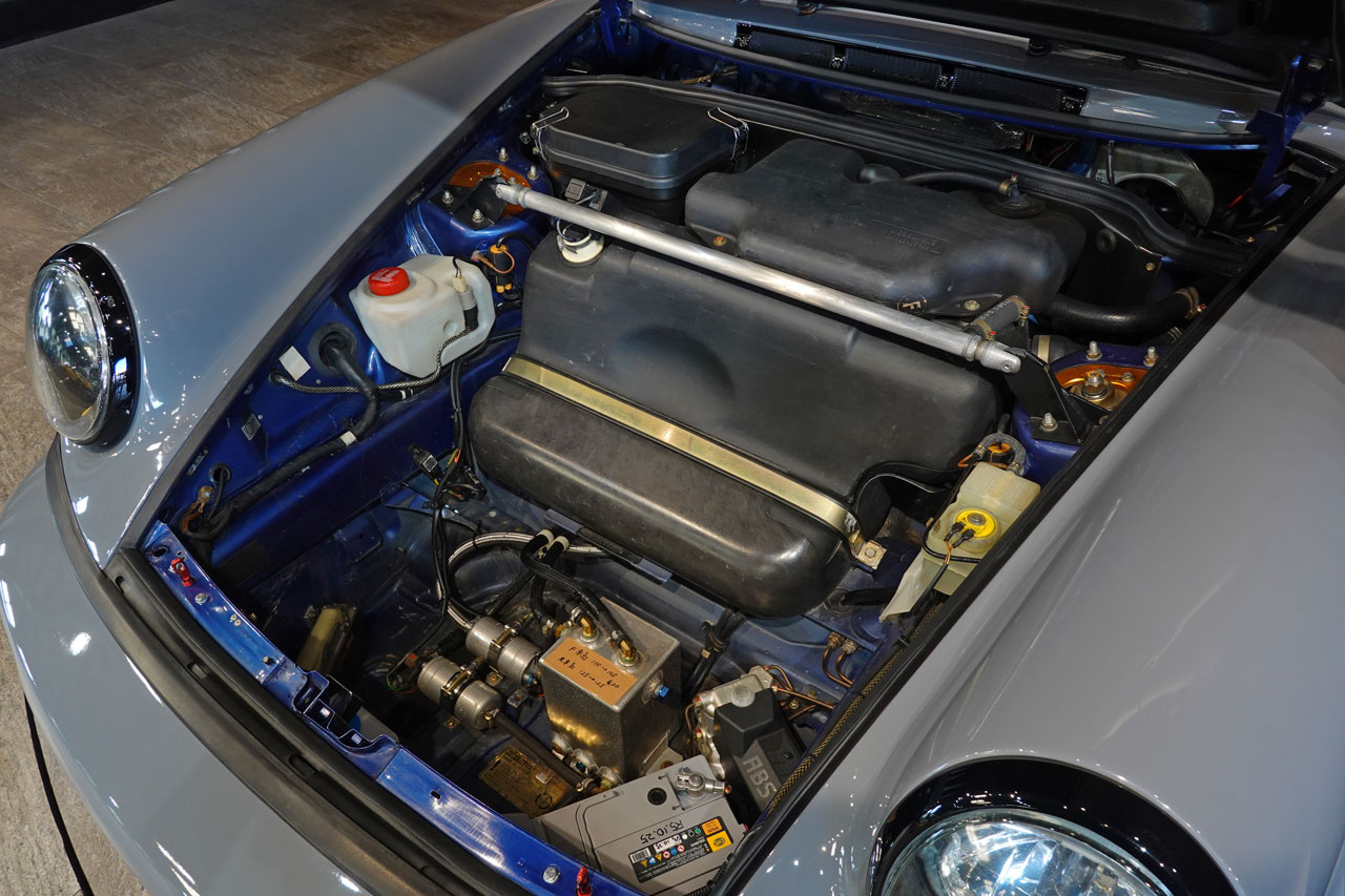 1991 Porsche 911 Porsche 964 911 Carrera 2, RWB Wide Body Kit, Custom One-Off Muffler, Custom Roll Cage