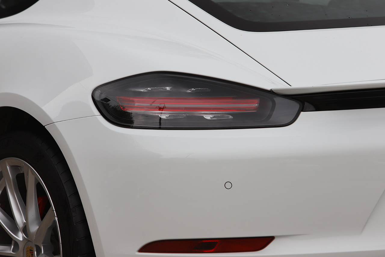 2018 Porsche 718 CAYMAN 