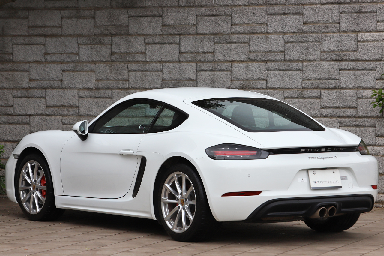 2018 Porsche 718 CAYMAN 