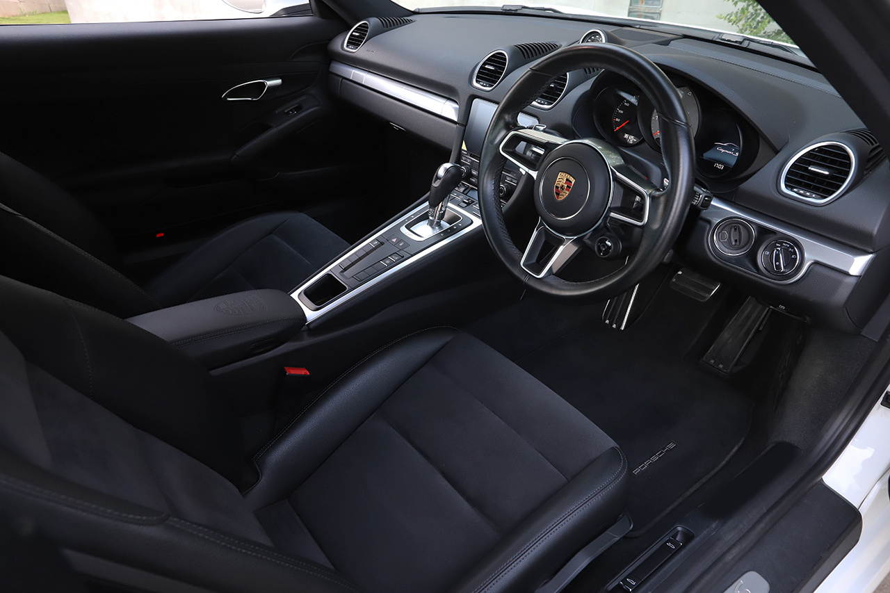 2018 Porsche 718 CAYMAN 