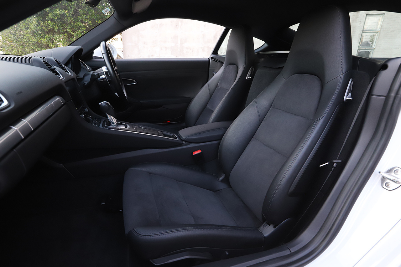2018 Porsche 718 CAYMAN 