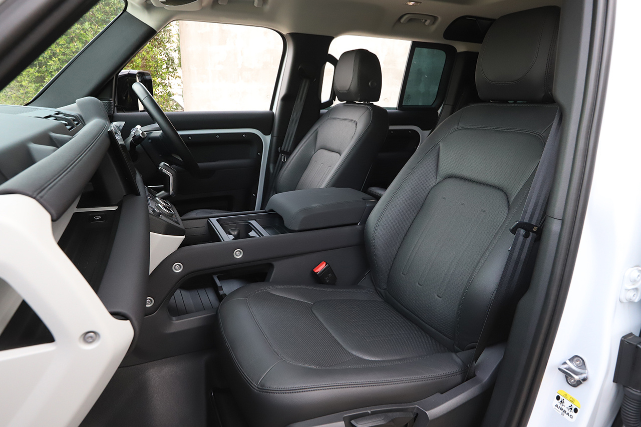 2022 Land Rover DEFENDER 