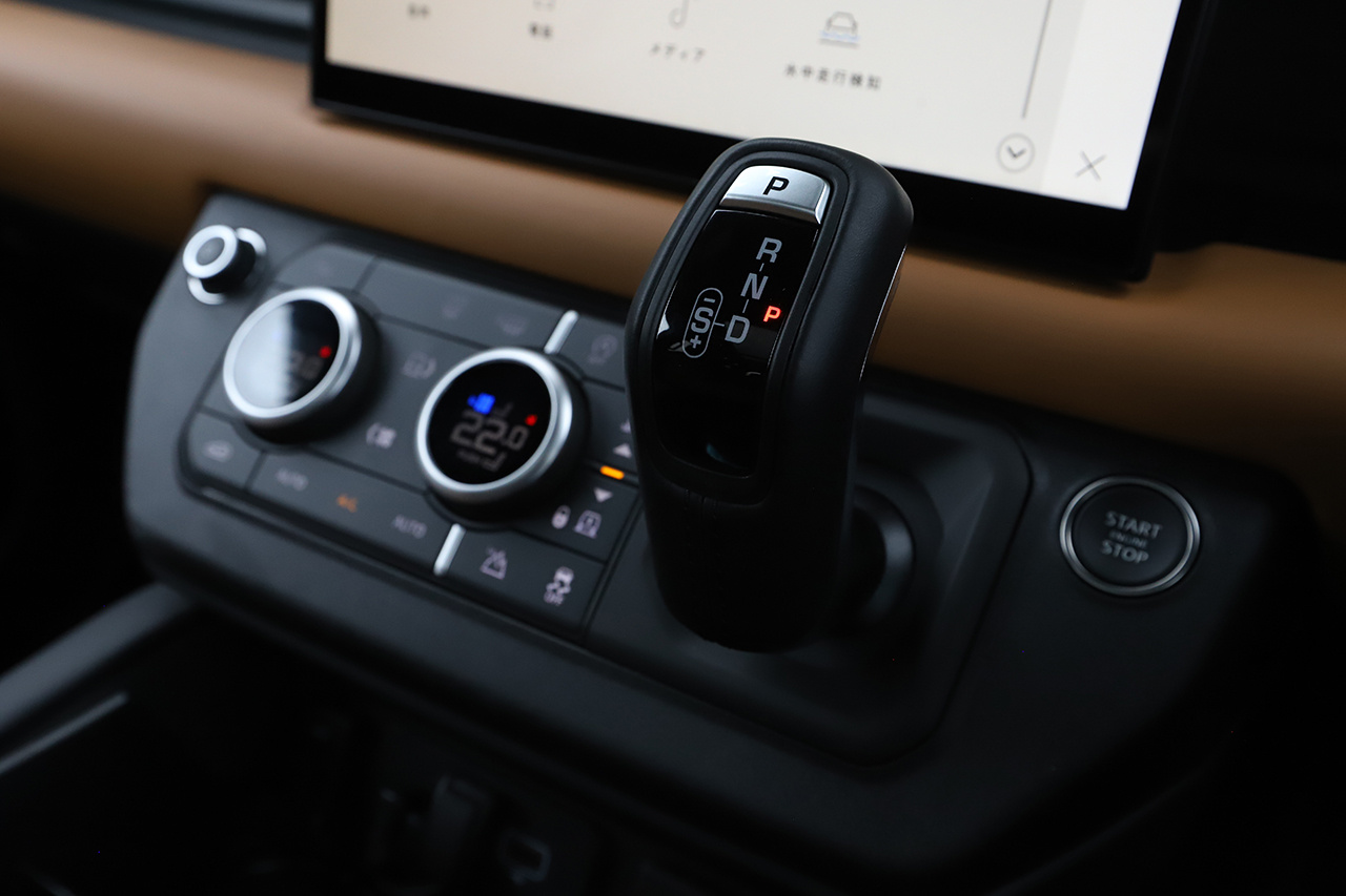 2024 Land Rover DEFENDER 