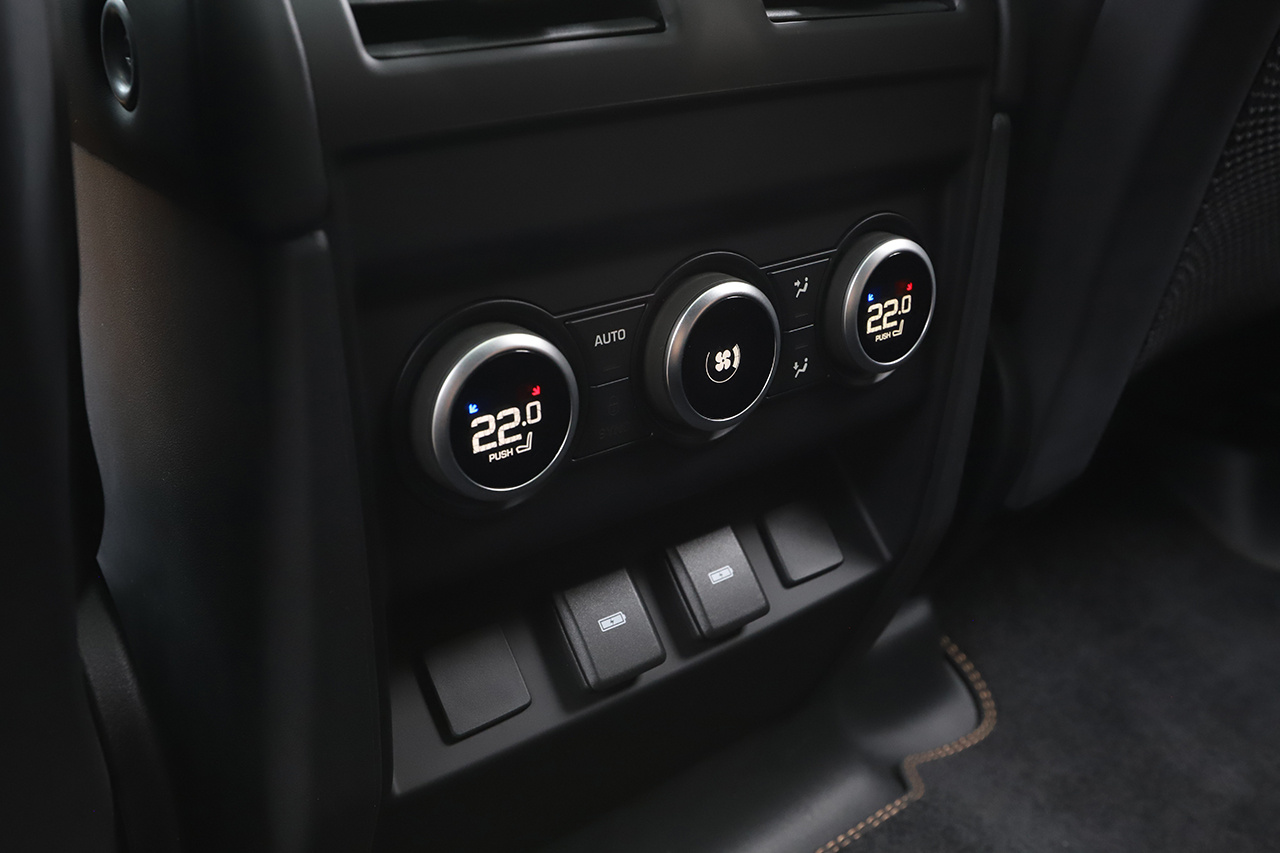 2024 Land Rover DEFENDER 