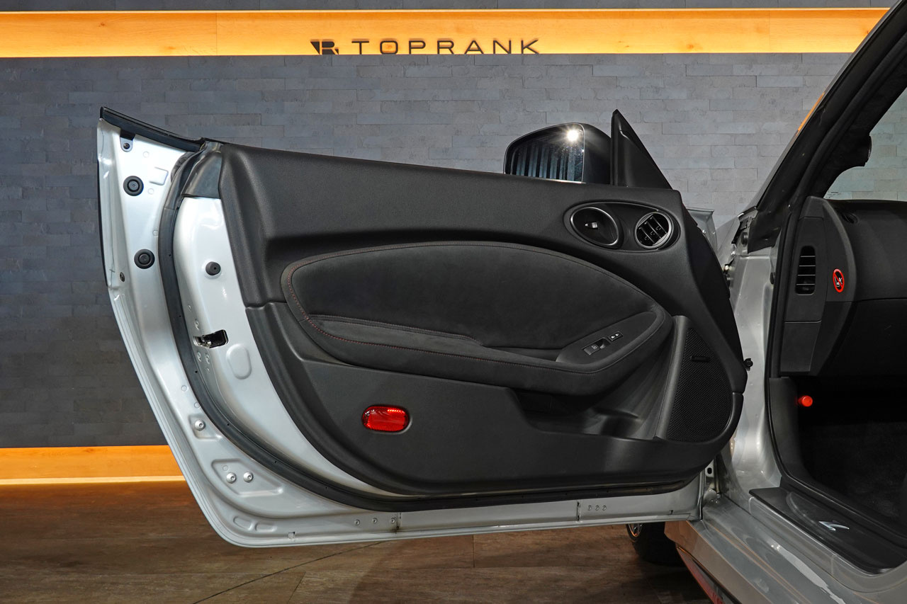 2021 Nissan FAIRLADY Z Z34 FAIRLADY Z NISMO, ONE OWNER, Nismo Sports Titanium Muffler, MCR Shift Knob, Focal Tweeters