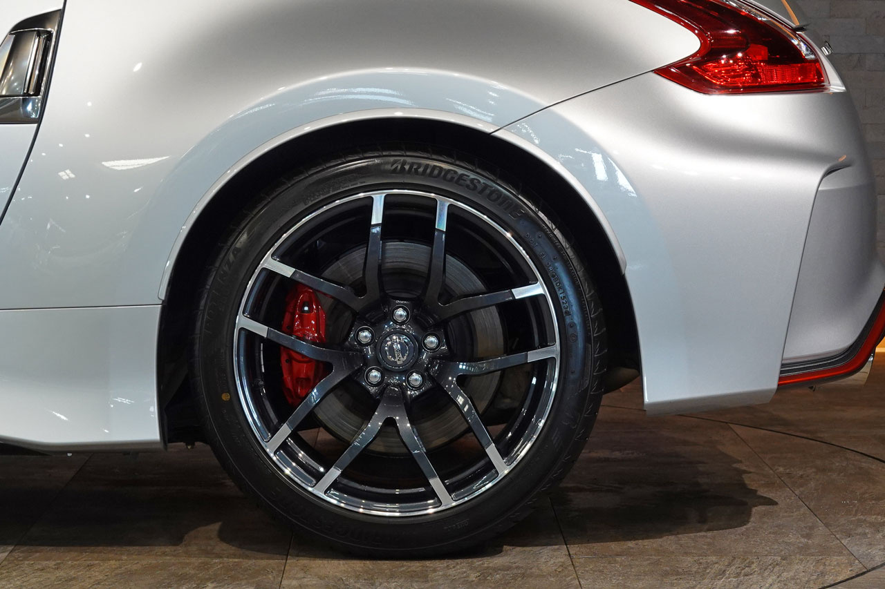 2021 Nissan FAIRLADY Z Z34 FAIRLADY Z NISMO, ONE OWNER, Nismo Sports Titanium Muffler, MCR Shift Knob, Focal Tweeters