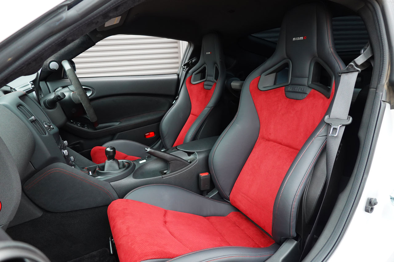 2021 Nissan FAIRLADY Z Z34 FAIRLADY Z NISMO, ONE OWNER, Nismo Sports Titanium Muffler, MCR Shift Knob, Focal Tweeters