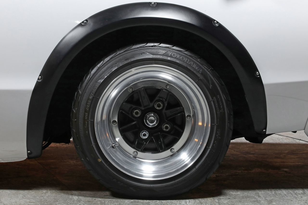 1976 Nissan SKYLINE null