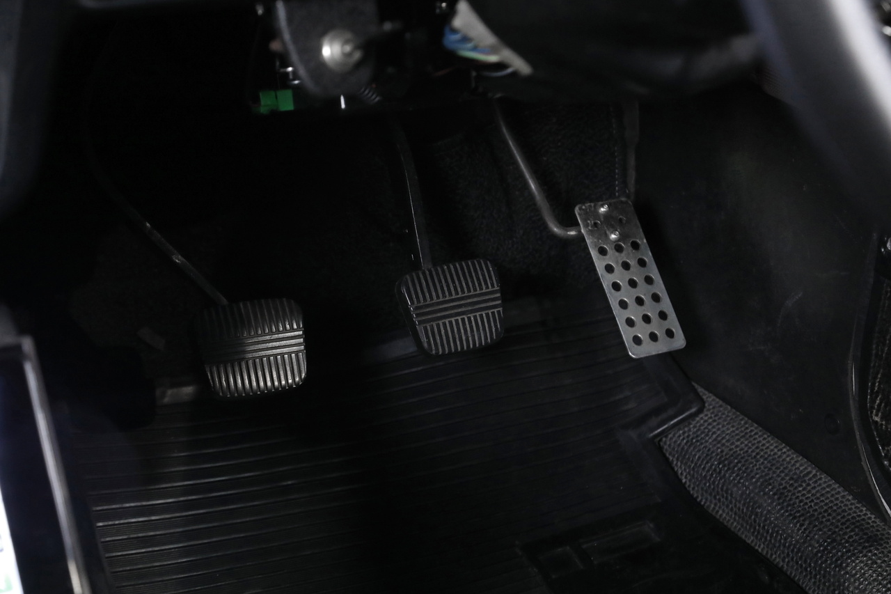 1976 Nissan SKYLINE null