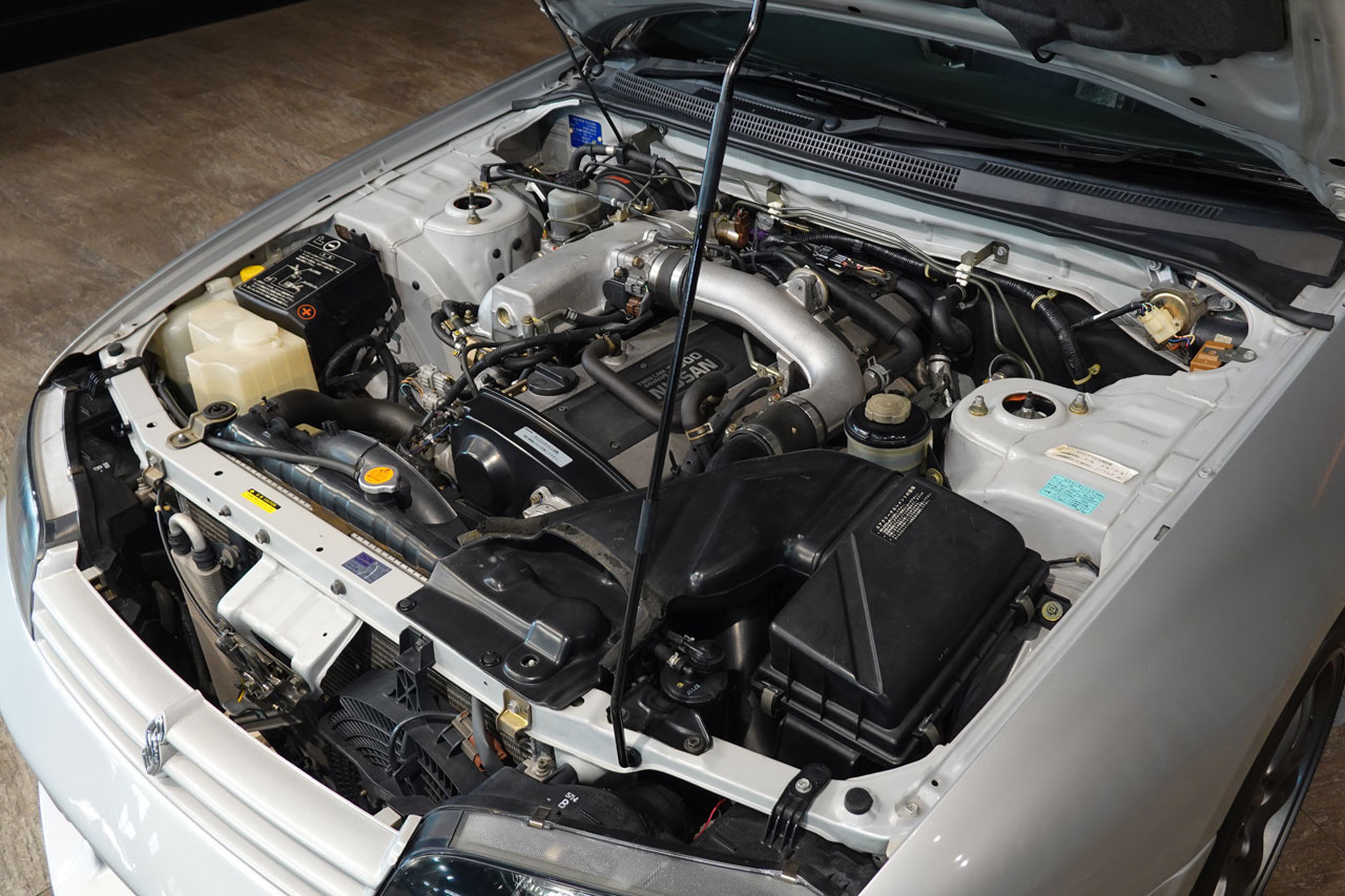 1995 Nissan SKYLINE COUPE ECR33 Skyline GTS25t Type M, Aftermarket Aero, BCNR33 R33 Skyline GT-R Factory 17 Inch Wheels