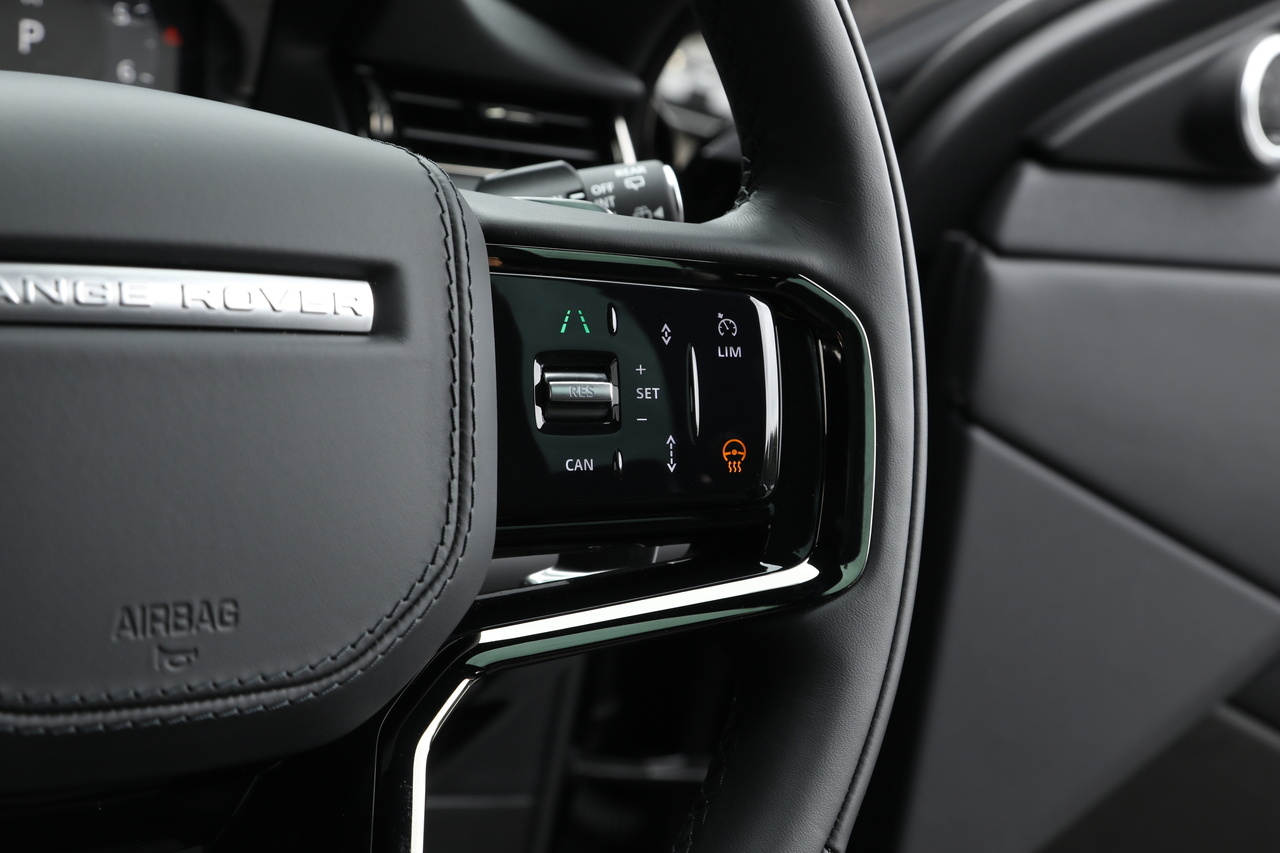 2025 Land Rover RANGE ROVER EVOQUE null