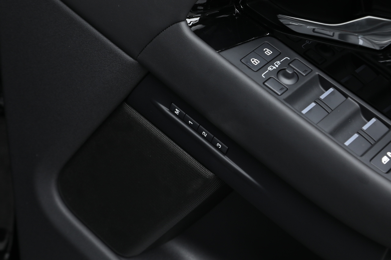 2025 Land Rover RANGE ROVER EVOQUE null