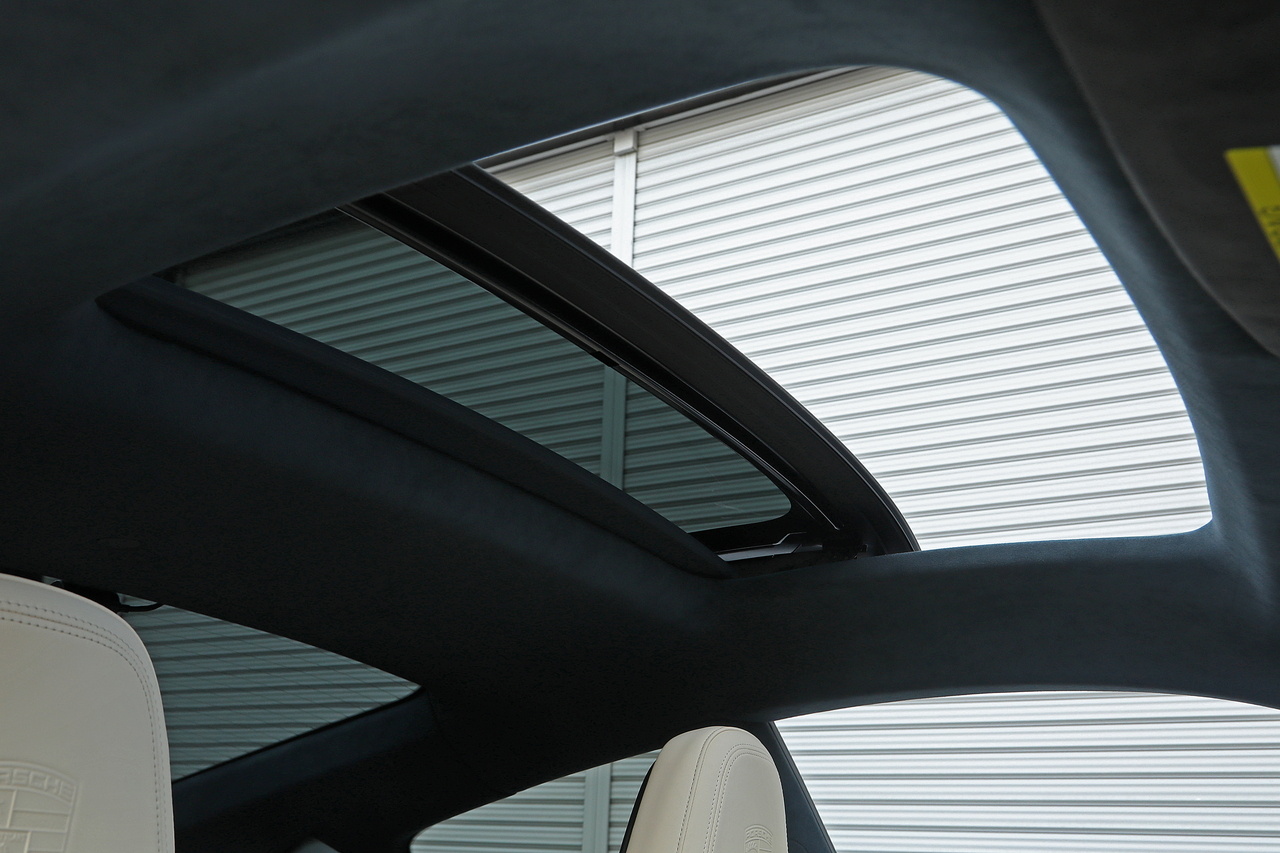 2023 Porsche 911 null