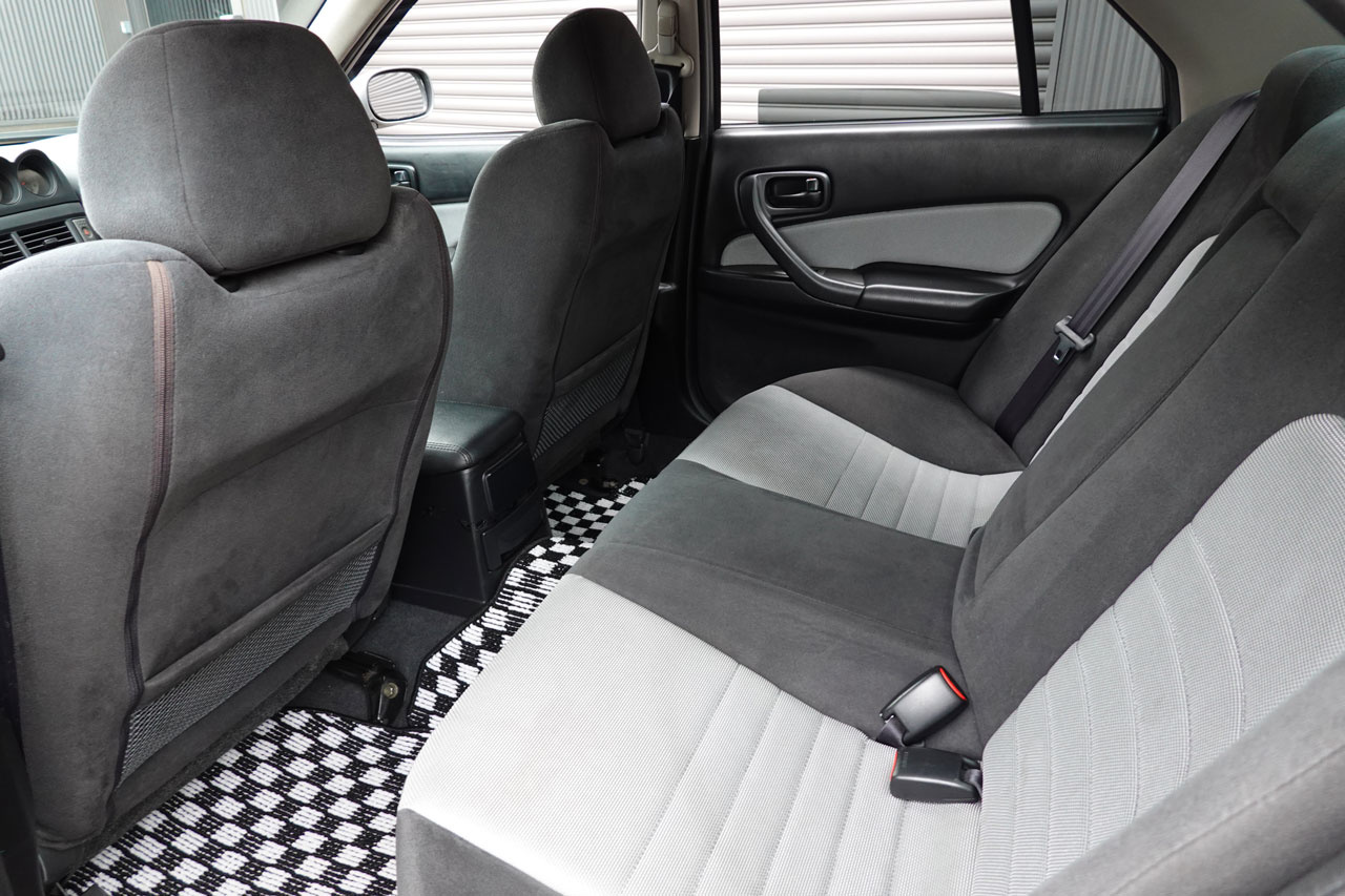 2001 Nissan SKYLINE ER34 Skyline 25GT-T, URAS body kit, HKS Height Adjustable Coilovers