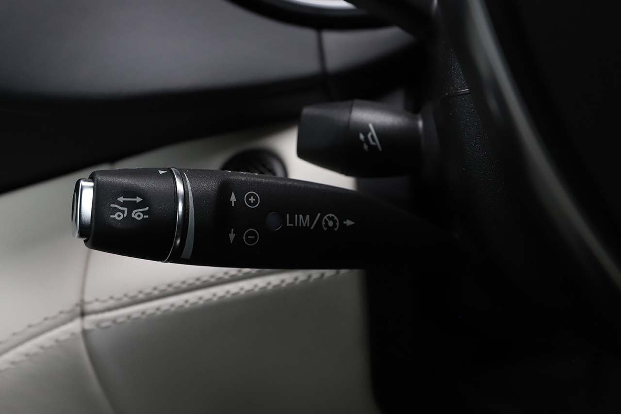 2016 Mercedes-AMG GT 