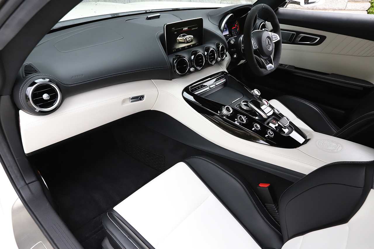 2016 Mercedes-AMG GT 