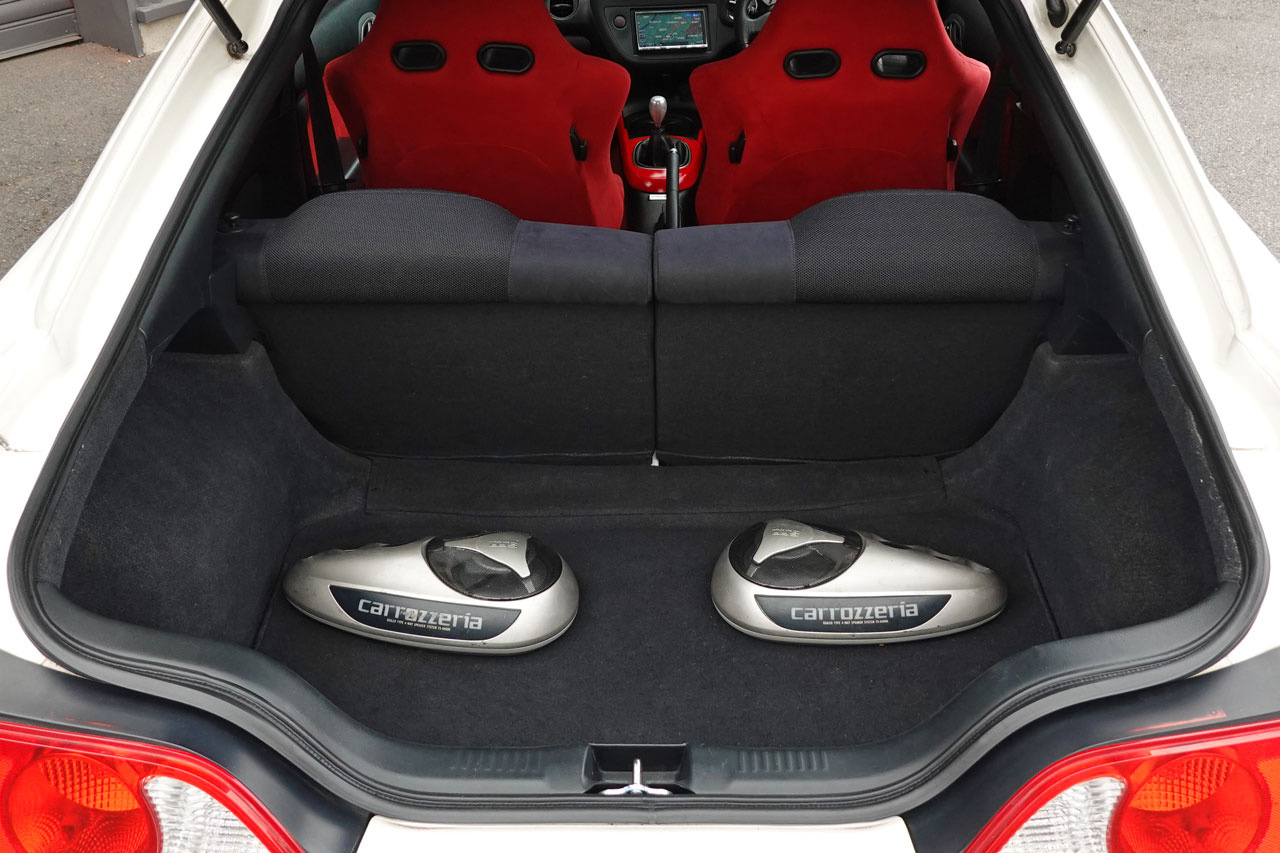 2001 Honda INTEGRA TYPE R DC5 Integra Type-R, K20A i-Vtec Engine, Momo Steering, Red Factory Recaro Seats