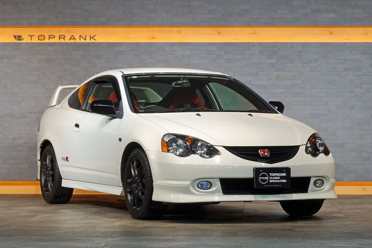 2001 Honda INTEGRA TYPE R DC5 Integra Type-R, K20A i-Vtec Engine, Momo Steering, Red Factory Recaro Seats
