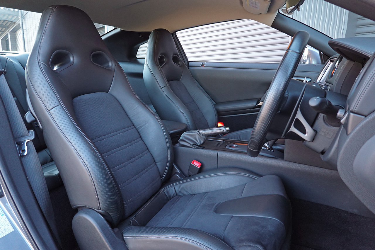 2011 Nissan GT-R R35 GT-R Pure Edition, MY11, Verified LOW Mileage,  ONE OWNER, BOSE Premium Sound System