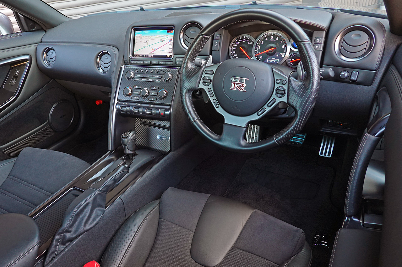 2011 Nissan GT-R R35 GT-R Pure Edition, MY11, Verified LOW Mileage,  ONE OWNER, BOSE Premium Sound System