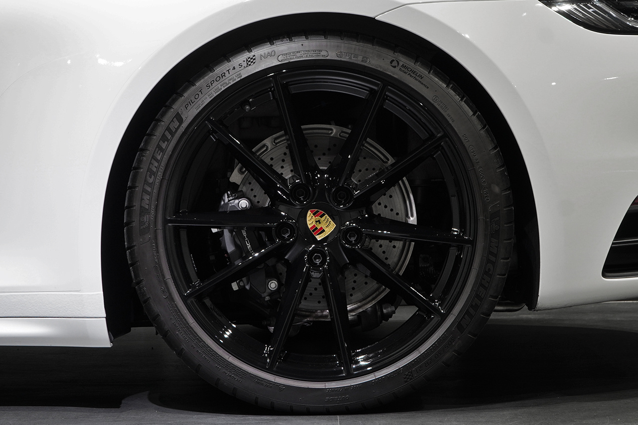 2024 Porsche 911 null