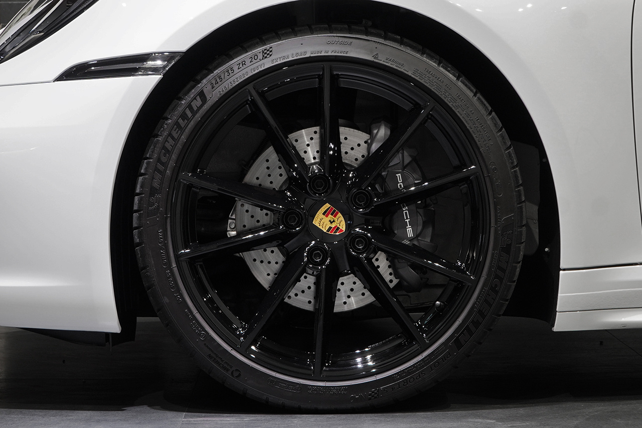 2024 Porsche 911 null