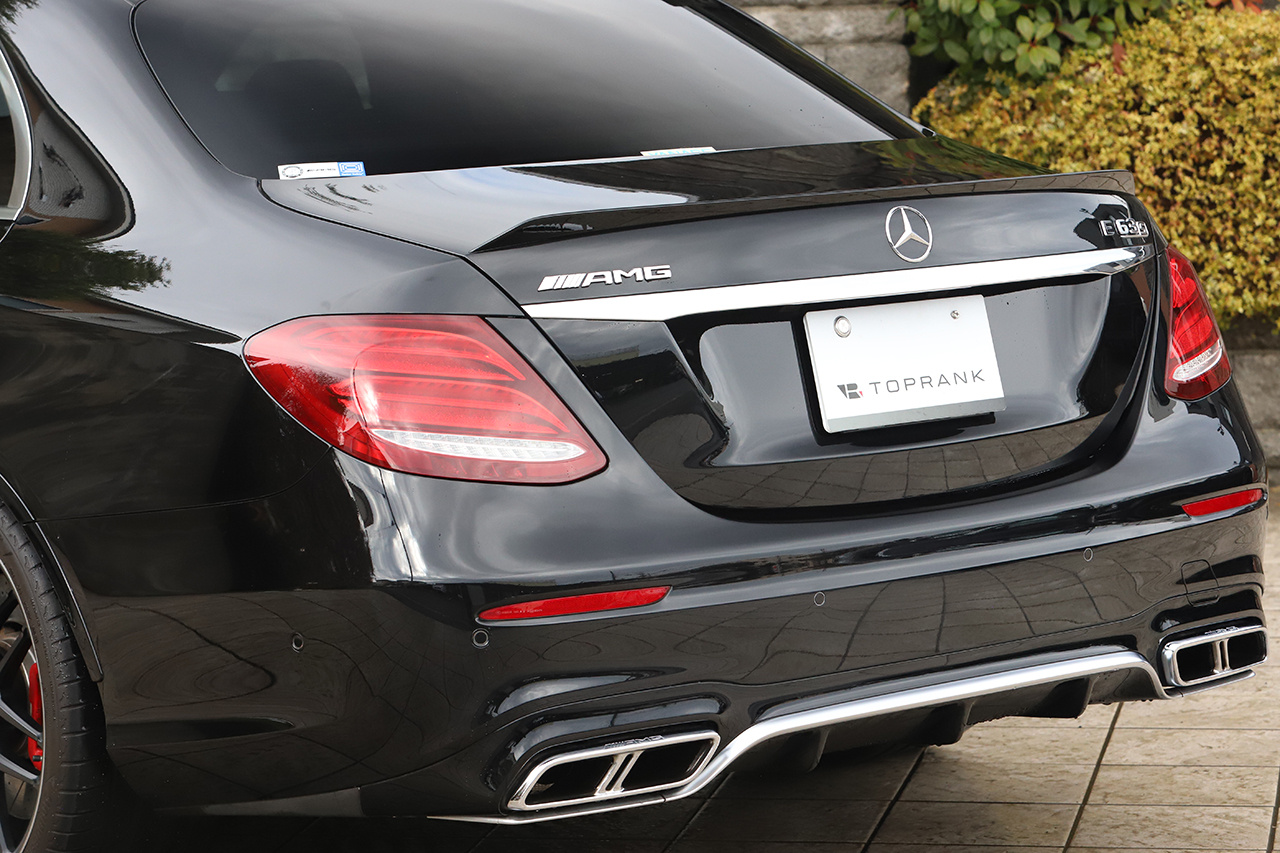 2017 Mercedes-AMG E CLASS null